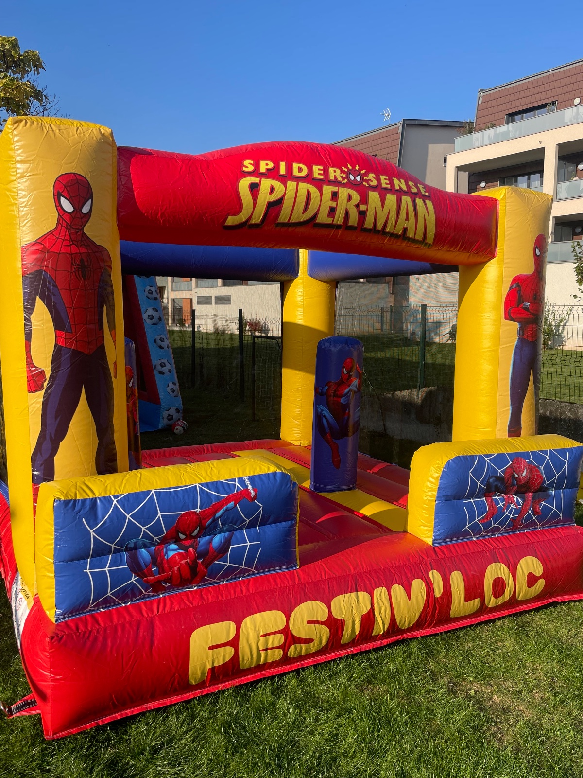 PETITE SPIDERMAN 